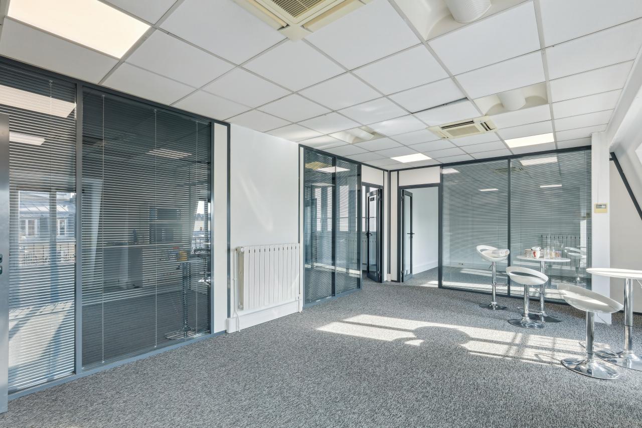 Bureau Paris 247m² Location bureau Paris OLBUR2310326 6